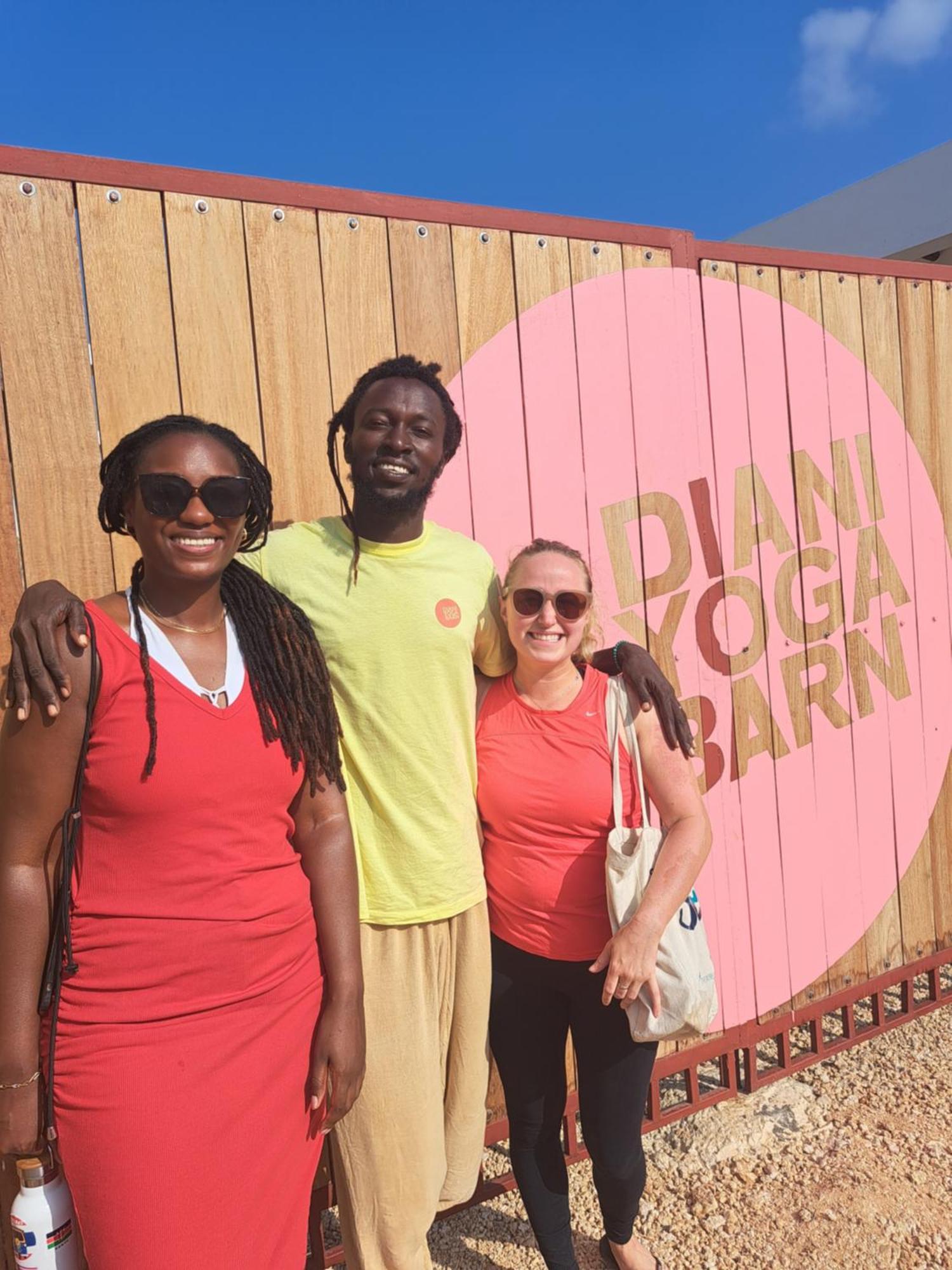 Diani Yoga Barn Bed & Breakfast Укунда Екстериор снимка